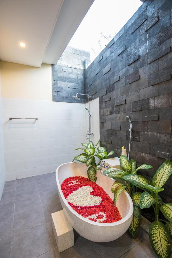 Villa Hitam Putih Legian Bali Seminyak  Bagian luar foto