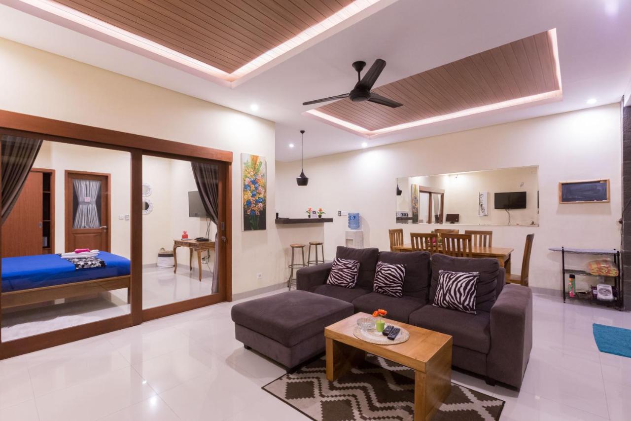 Villa Hitam Putih Legian Bali Seminyak  Bagian luar foto