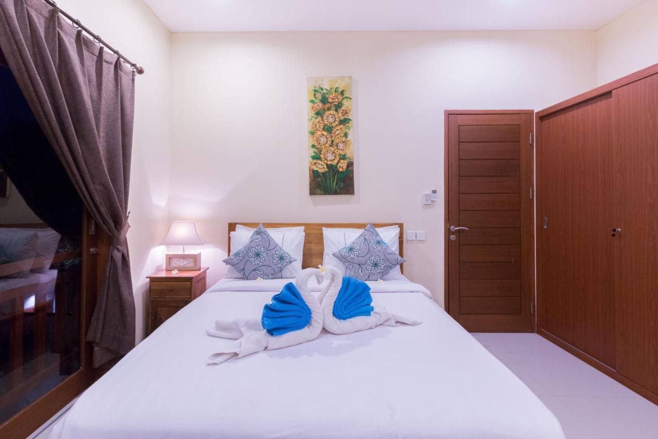 Villa Hitam Putih Legian Bali Seminyak  Bagian luar foto